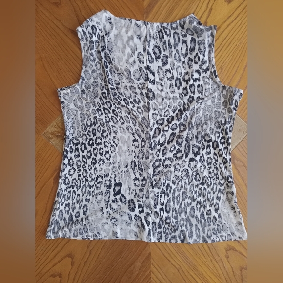 New Directions XL No-Sleeve Blouse - Picture 2 of 7